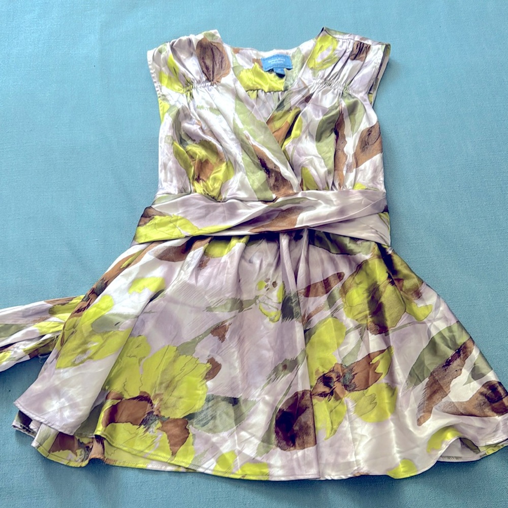 NWOT, Small, Simply Vera, Vera Wang Blouse Top, Woman size 14